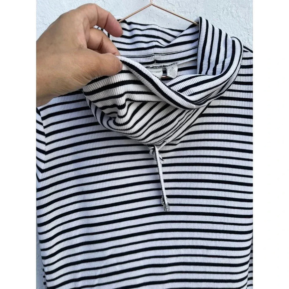 Zenergy by Chico Womens Turtle Neck Long Sweater Black White Stripe Sz 3 - Picture 5 of 8